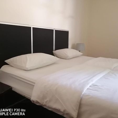 Rosebank Hostel Johannesburg Eksteriør bilde