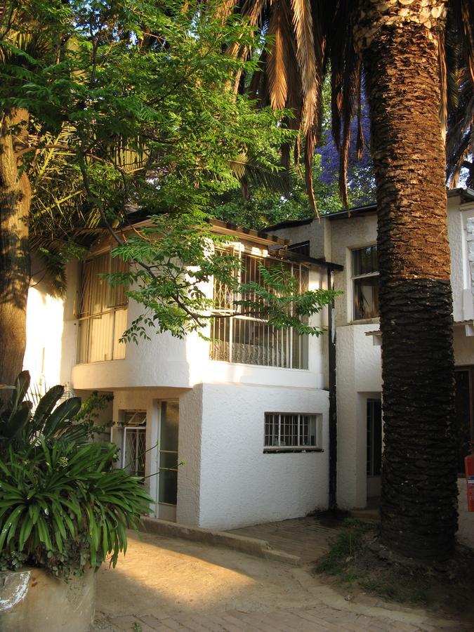 Rosebank Hostel Johannesburg Eksteriør bilde